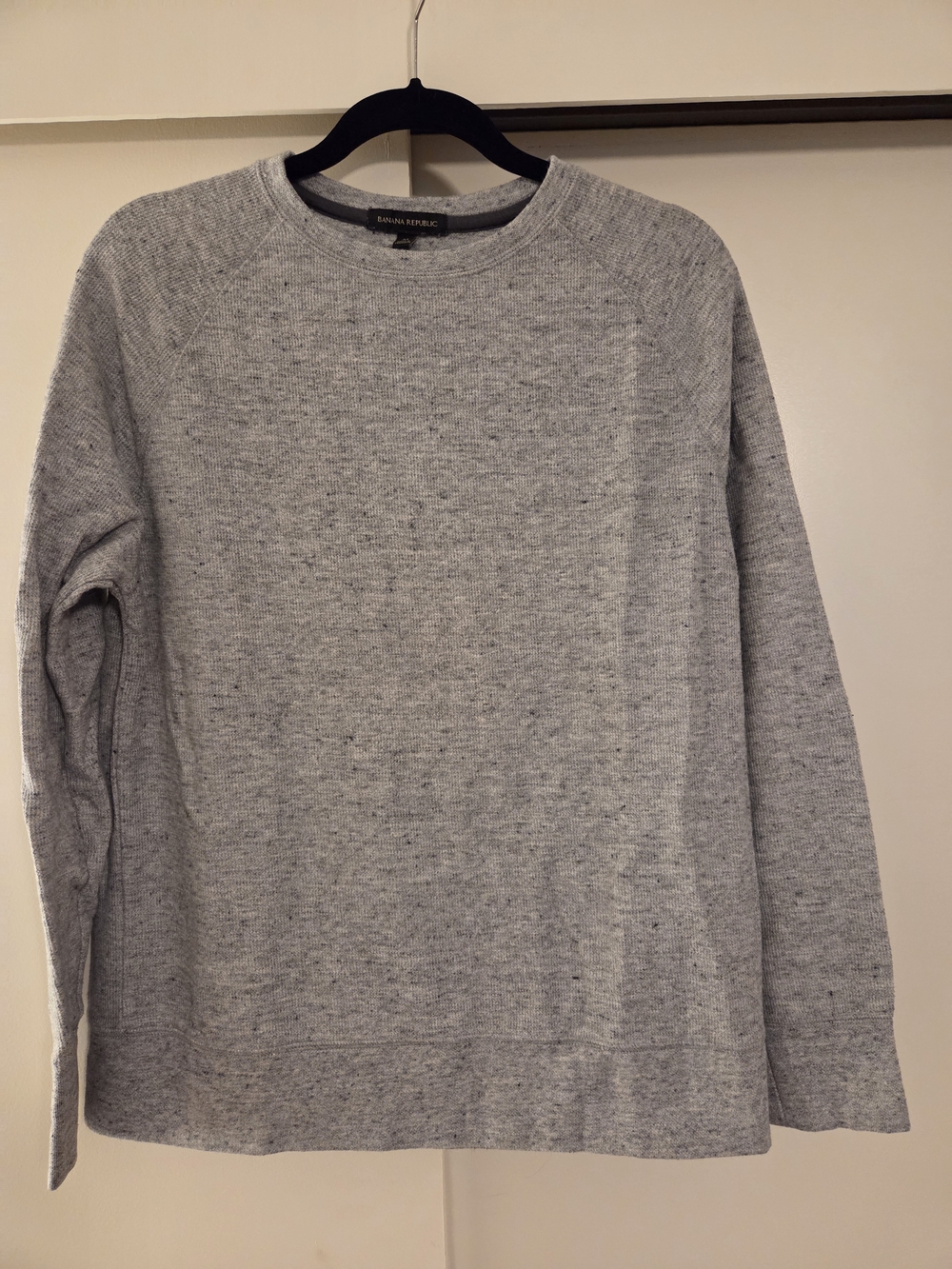 Banana Republic Men’s Heather Gray Crewneck Sweater